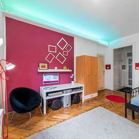 Perfect Holiday Apartment Budapest Exteriör bild