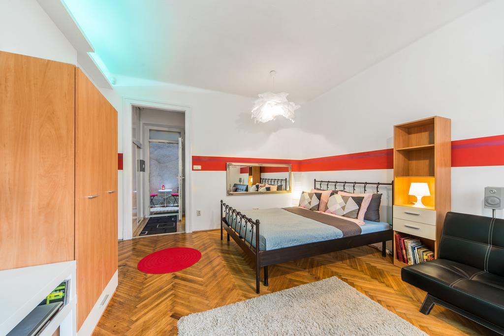 Perfect Holiday Apartment Budapest Exteriör bild